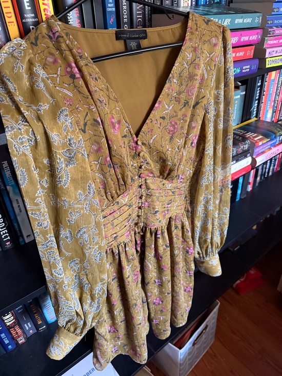 House of Harlow 1960 Dresses & Skirts - House of Harlow 1960 Mustard Floral V-Neck Mini Dress